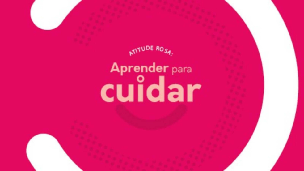 Fundo rosa com escrito "Atitude Rosa: Aprender para Cuidar"