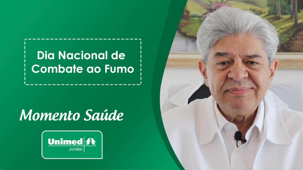 Thumb de vídeo da Unimed com médica em fundo verde Thumb de vídeo da Unimed com médica em fundo verde