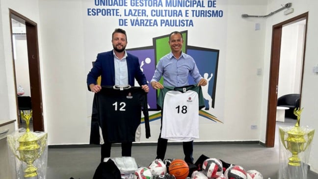 Representantes de Várzea e SP