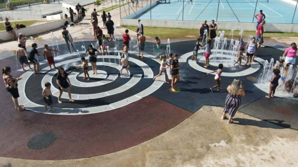 Fonte do Mundo das Crianças