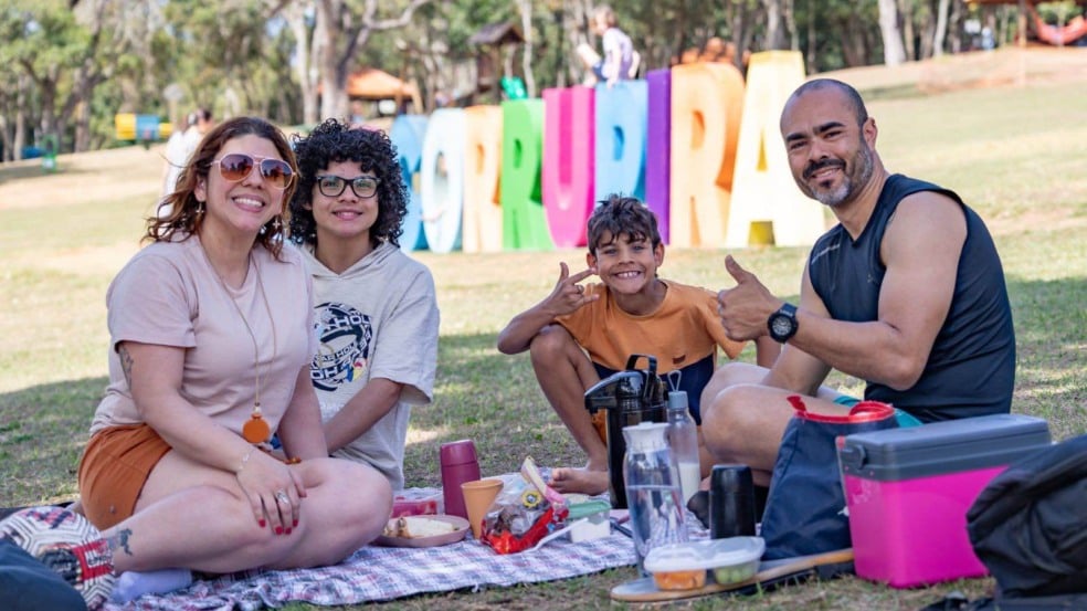 Familia no Parque do Corrupira