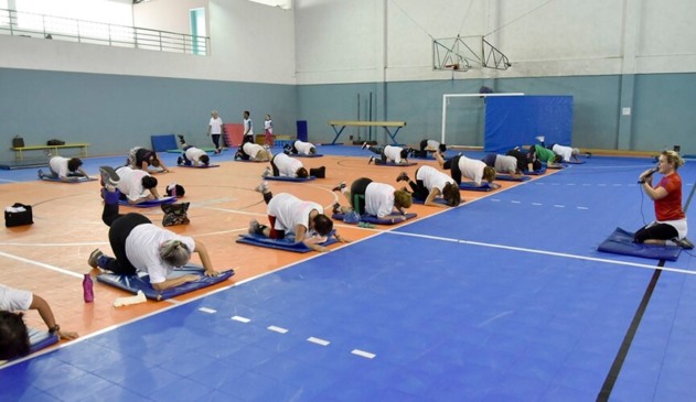 Piso modular é instalado no CECE Benedito de Lima Piso modular é instalado no CECE Benedito de Lima