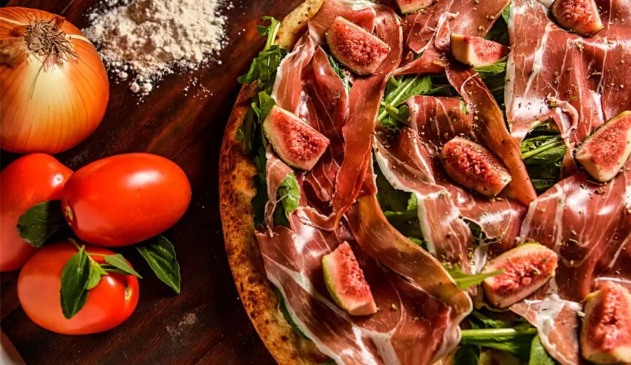 Senna Pizzaria Adriane Galisteu