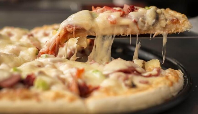 Pizza no café da manhã é mais saudável do que cereais, diz nutricionista