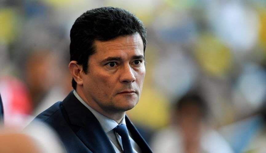 Polícia Federal prende 4 suspeitos de hackear celular de Moro e Deltan