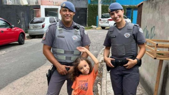 Policiais de Jundiaí salvam vida de criança de 5 anos engasgada