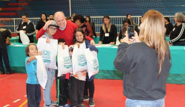População aprova uniformes escolares em Campo Limpo Paulista