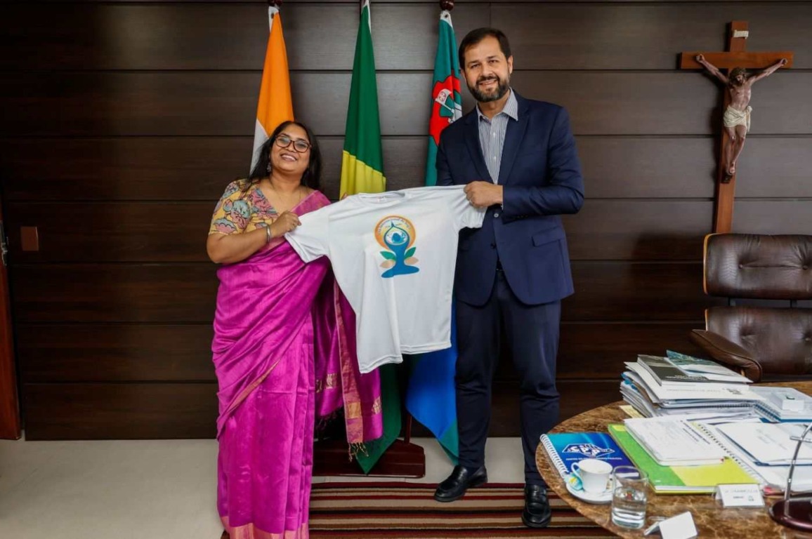 Prefeito de Jundiaí recebe cônsules da Índia e debate sobre parcerias estratégicas