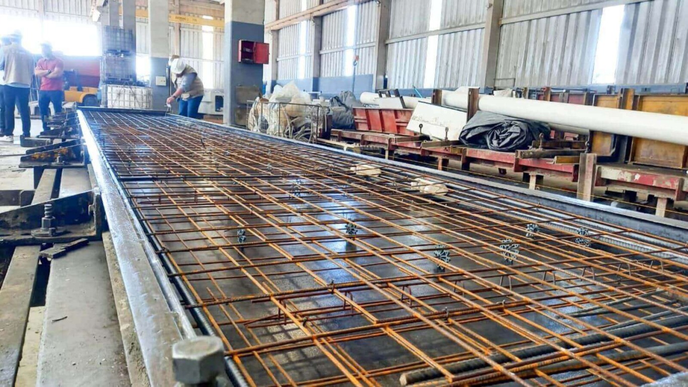 Prefeito de Várzea Paulista visita fabricação de pré-moldados do Novo Hospital3