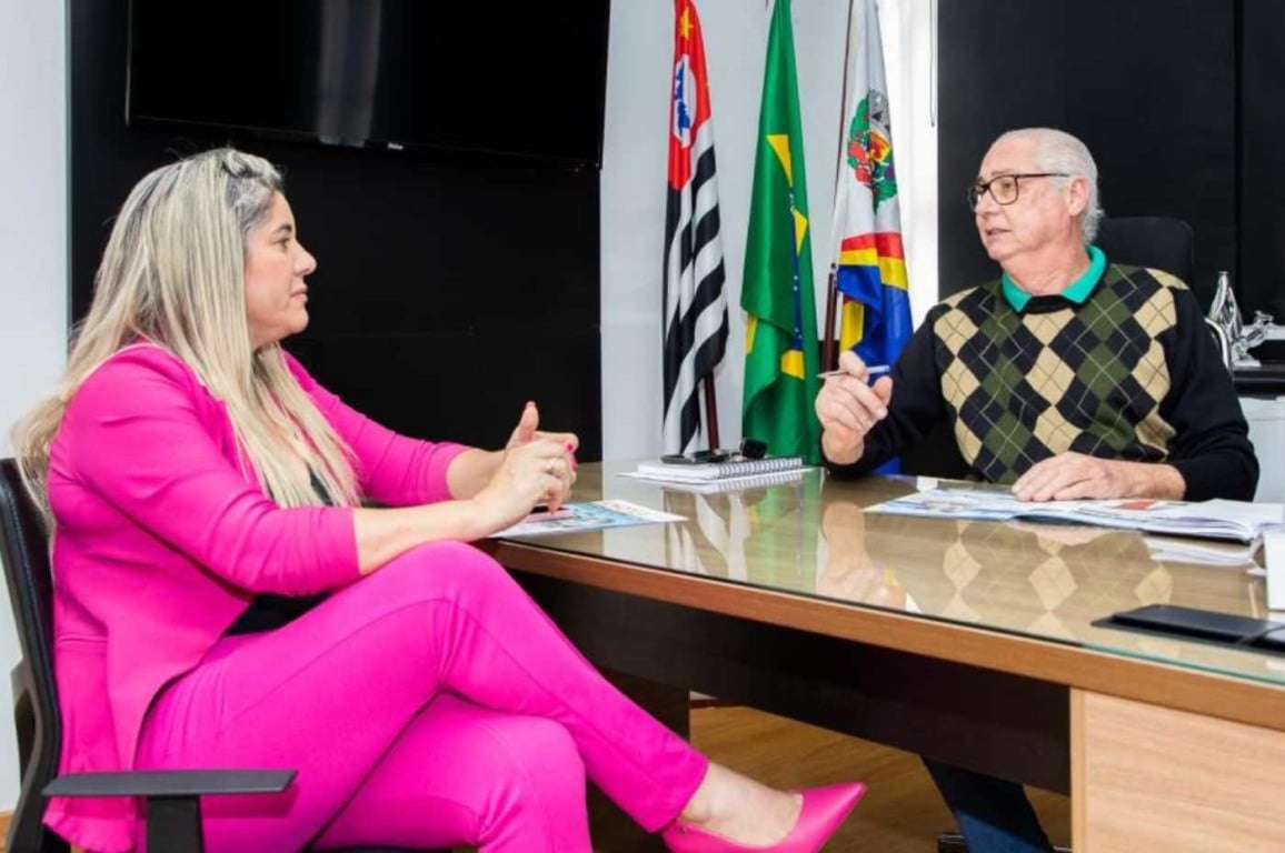 Prefeito em exercício de Itupeva, Angelin Lorenção recebe visita da presidente do Legislativo