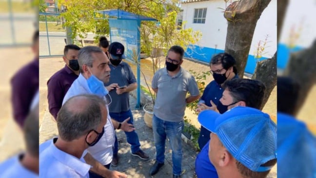 Professor Rodolfo vai até a sede da Sabesp e cobra explicações para a falta d´água