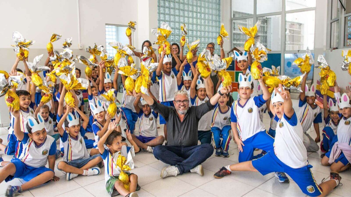 Prefeitura de Itupeva entrega ovos de Páscoa para alunos da rede municipal