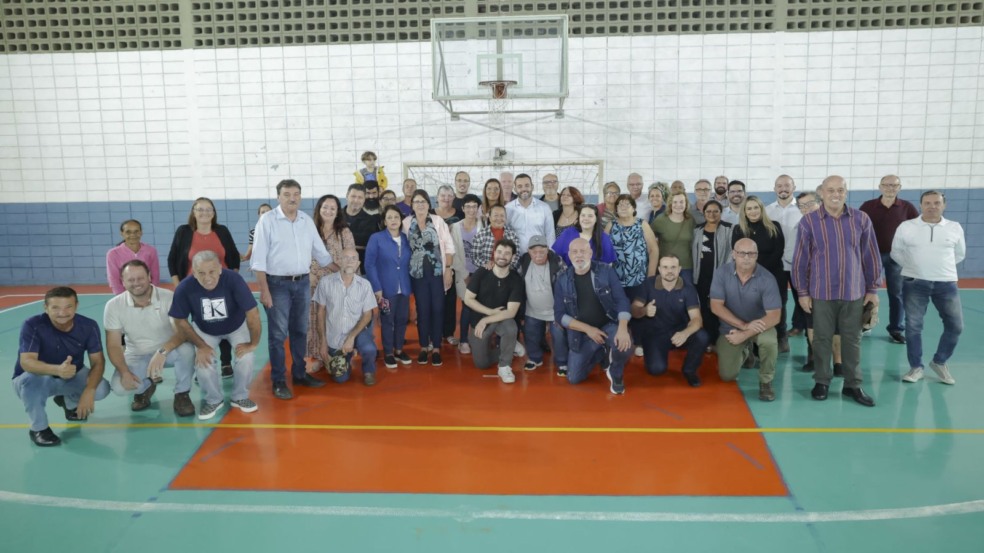 Participantes da reunião no Agapeama