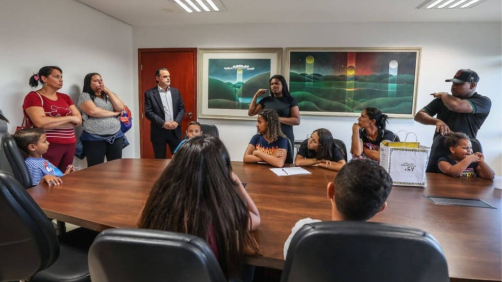 Pais e mães no Paço Municipal de Jundiaí