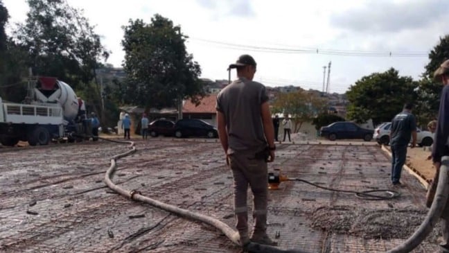 Construção de base de concreto para skate park em Várzea Paulista