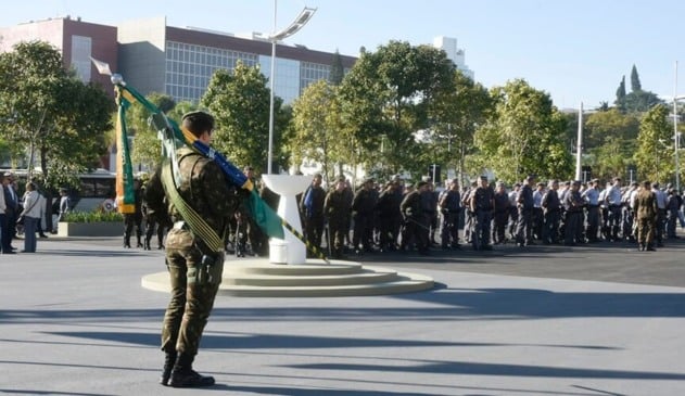 Prefeitura vai restaurar praça e repassar custos para autor do ato de vandalismo
