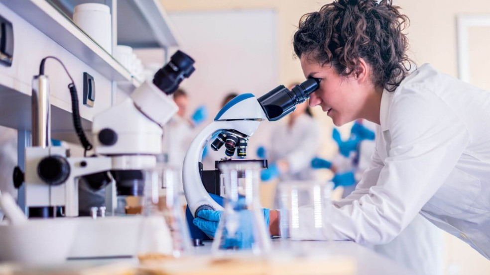 Prêmio Ciência e Mulher abre inscrições Prêmio Ciência e Mulher abre inscrições