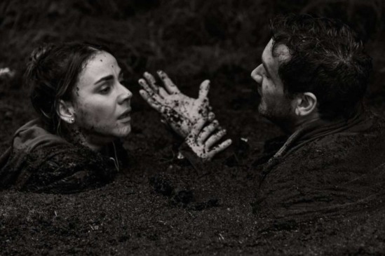 Filme - Presos na Floresta: Fuja se For Capaz (2023)