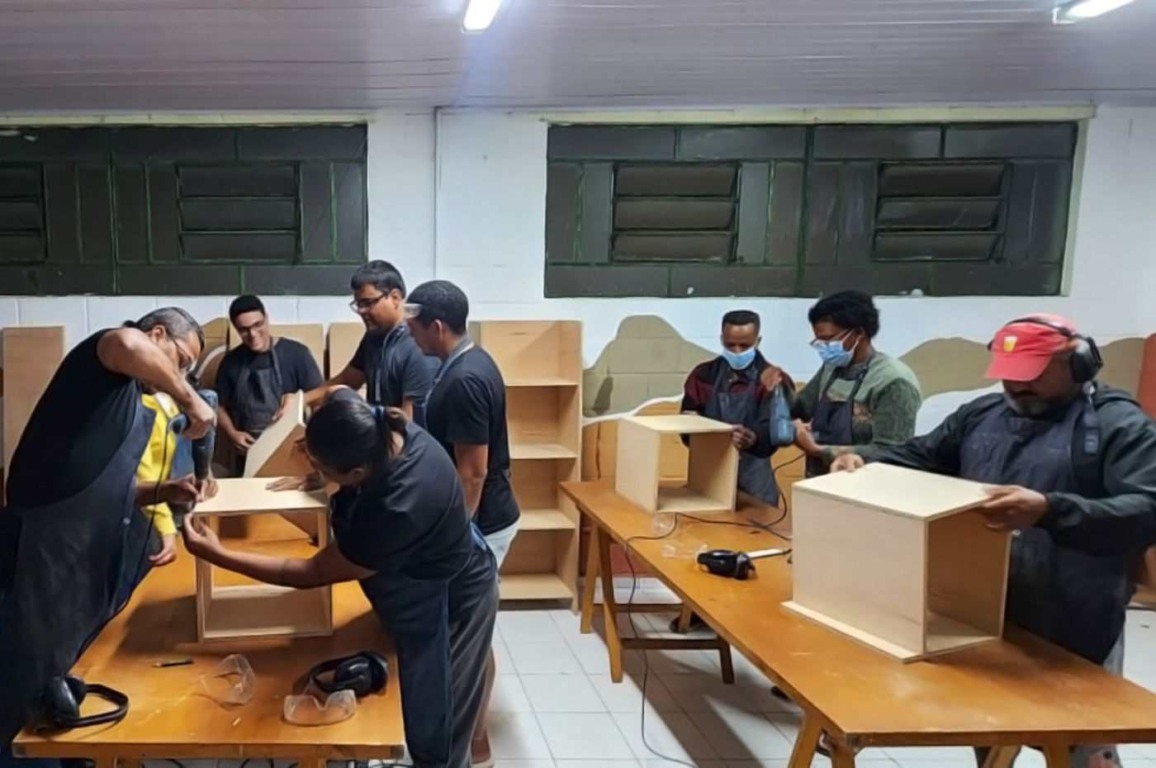 Projeto da Biblioteca Comunitária no Jd. Fepasa avança com oficinas aos moradores do bairro Projeto da Biblioteca Comunitária no Jd. Fepasa avança com oficinas aos moradores do bairro