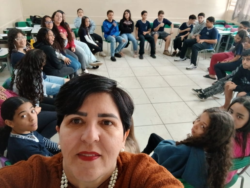 Alunos da Escola Estadual Alessandra Cristina Rodrigues de Oliveira Pezzato