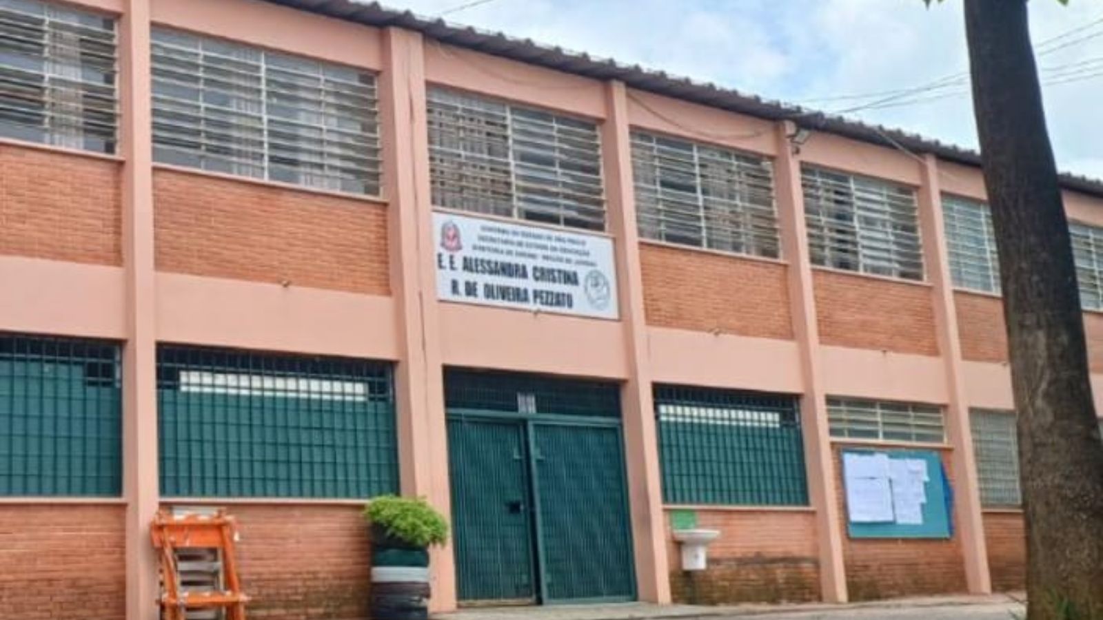 Escola Estadual Alessandra Cristina Rodrigues de Oliveira Pezzato