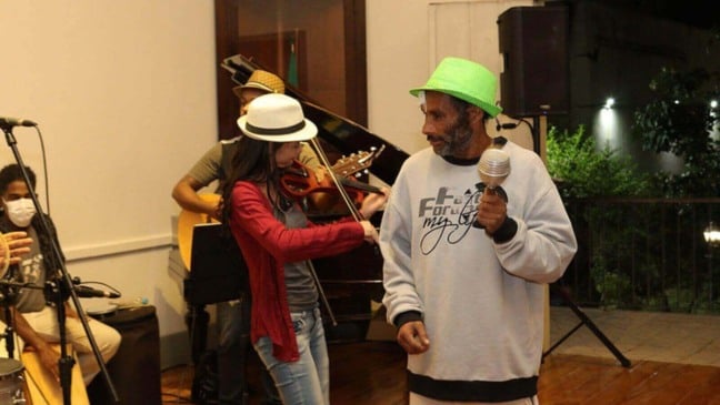 Apresentação de música no Solar do Barão, em Jundiaí