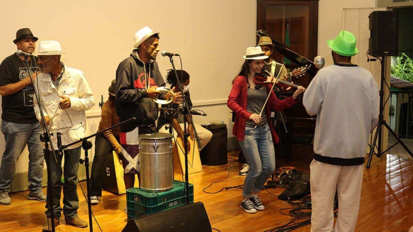 Apresentação de música no Solar do Barão, em Jundiaí