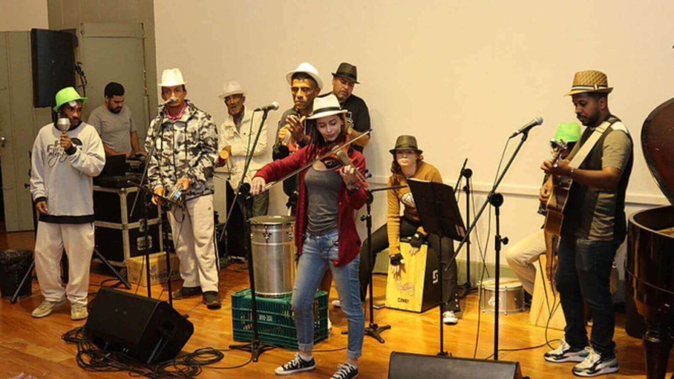 Apresentação de música no Solar do Barão, em Jundiaí