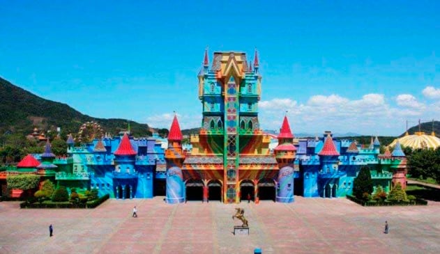 Rede Madero estuda compra do Beto Carrero World
