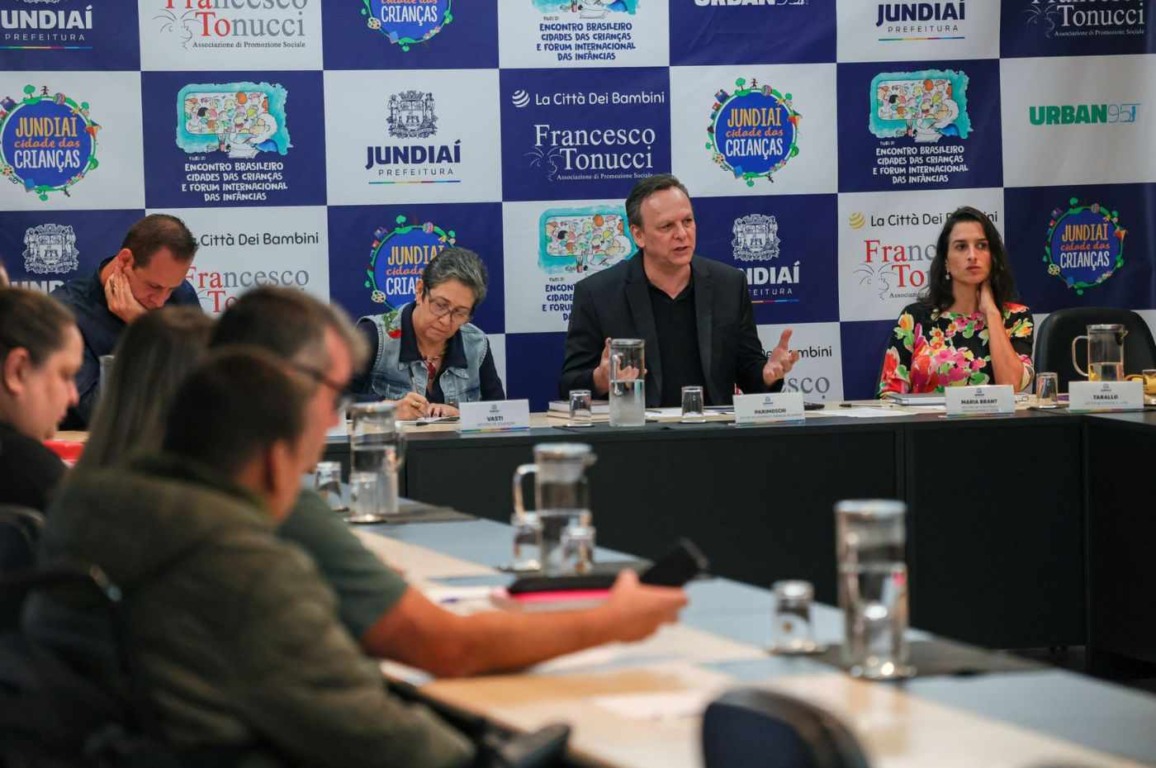 Reunião com grupo de mães aconteceu na Sala de Situação do Paço Municipal. Foto: Prefeitura de Jundiaí