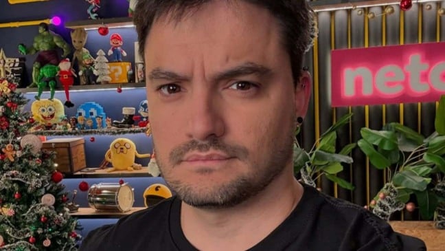 Rosto do Felipe Neto.