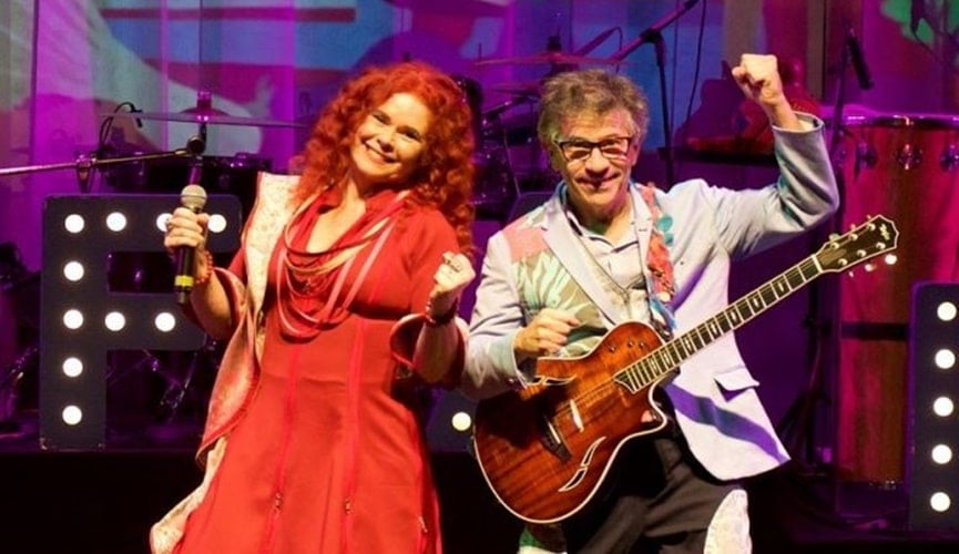 Foto de dupla de músicos