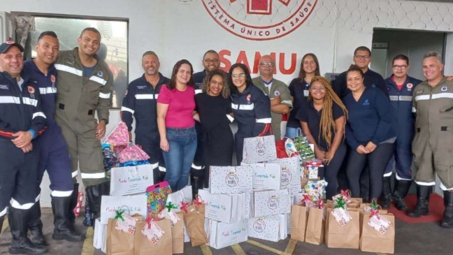 Funcionários da SAEC e SAMU doam brinquedos
