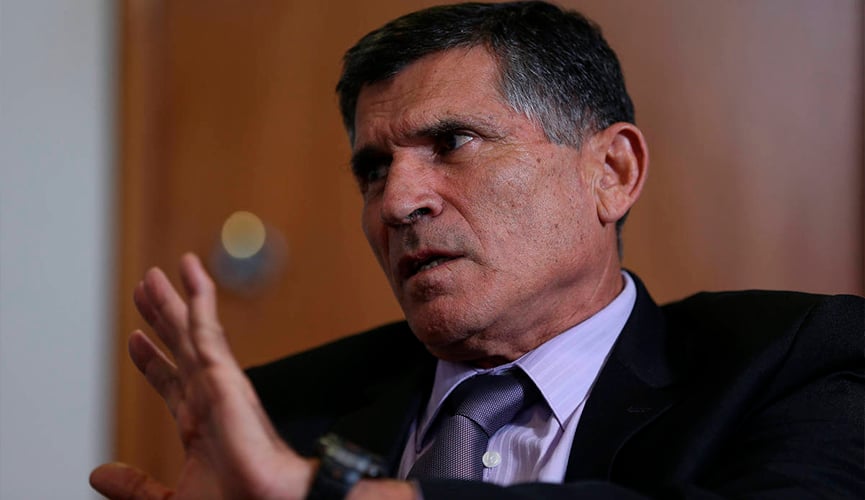 Santos Cruz é demitido do cargo de ministro-chefe da Secretaria de Governo