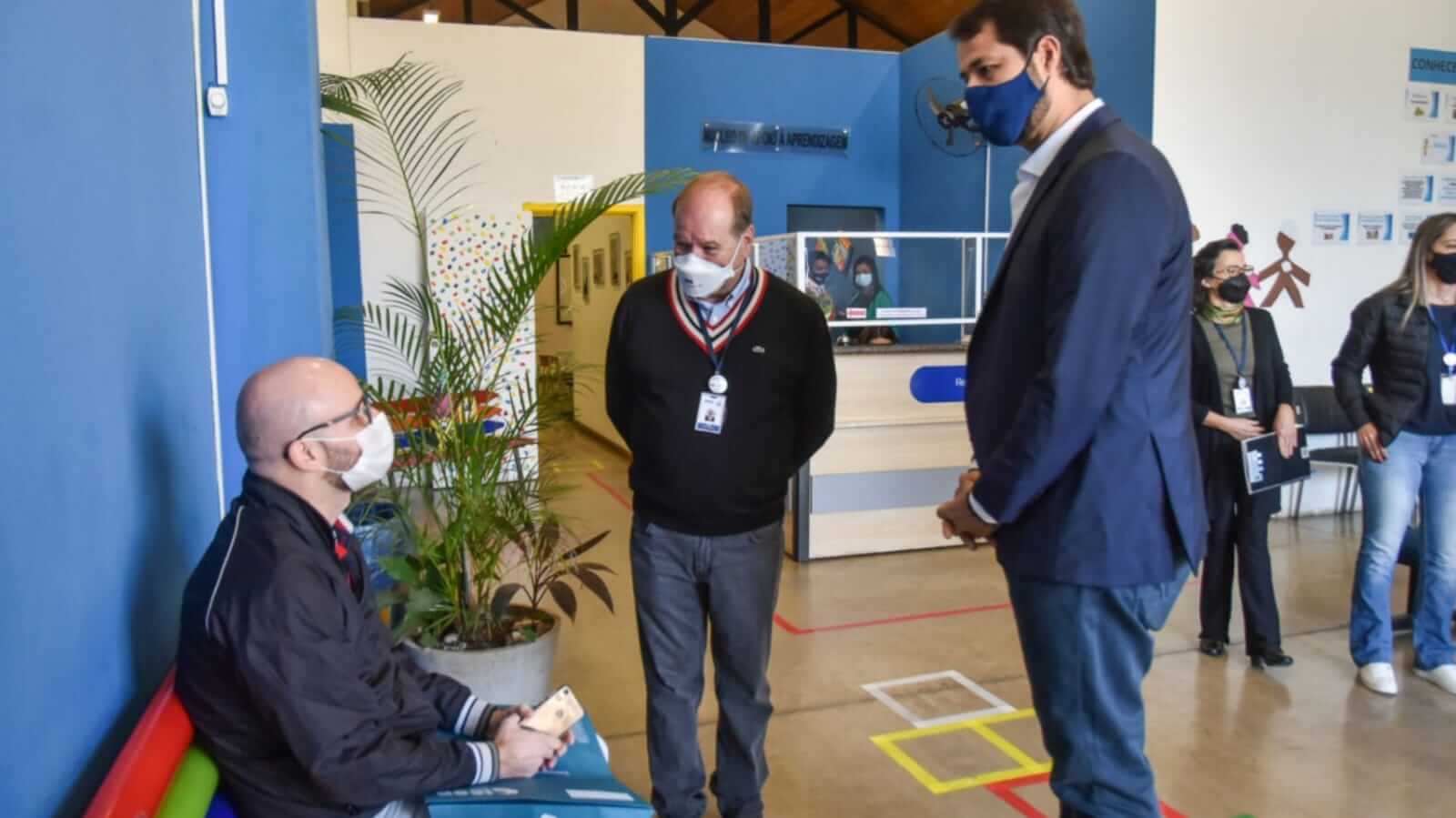 Prefeito e vice-prefeito visitam novo Ambulatório Pós-Covid19 em Jundiaí