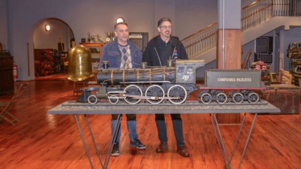 No Museu Ferroviário, Sá Leitão visitou e interagiu com a nova exposição “Ferrovias… muito além dos trilhos” (Foto: Prefeitura de Jundiaí)