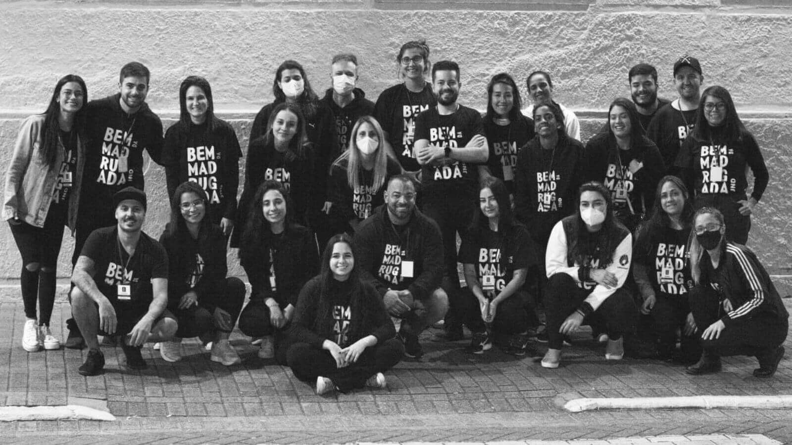 Voluntários da ONG Bem da Madrugada Jundiaí