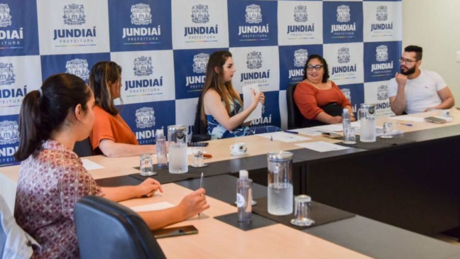 Letícia Atique destaca que a Semana Municipal foi desenvolvida para enriquecer debates (Foto: Prefeitura de Jundiaí)