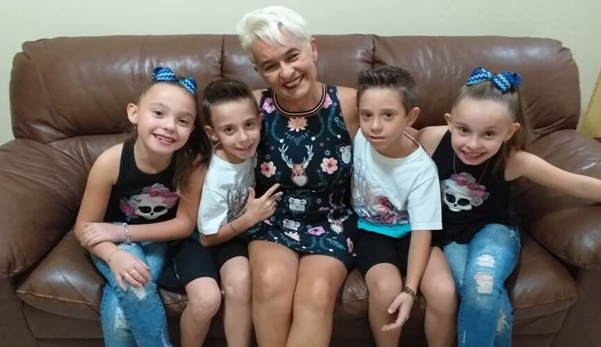 Supermãe conheça a jundiaiense, mãe de bebês quadrigêmeos