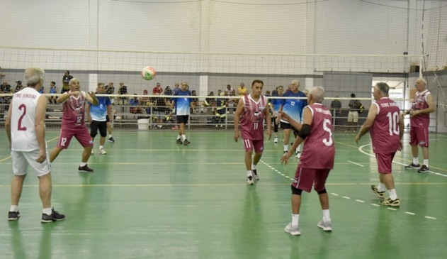 TIME Jundiaí: equipes de vôlei adaptado se classificam para final da Confederação