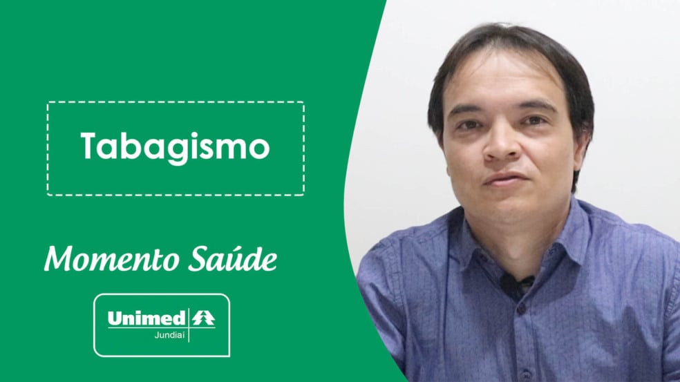 Thumb de vídeo da Unimed com médico em fundo verde