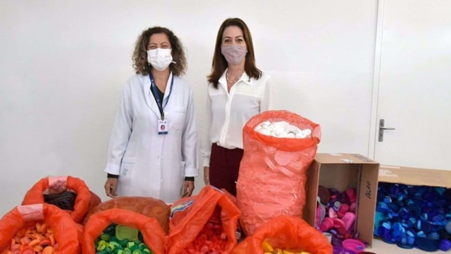 Projeto arrecada tampinhas