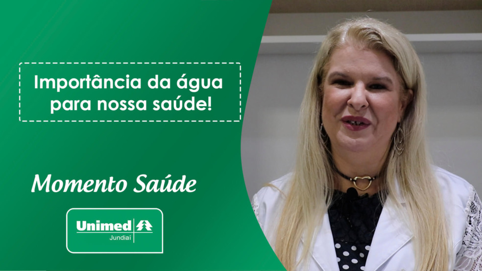 Thumb de vídeo da Unimed com médica em fundo verde