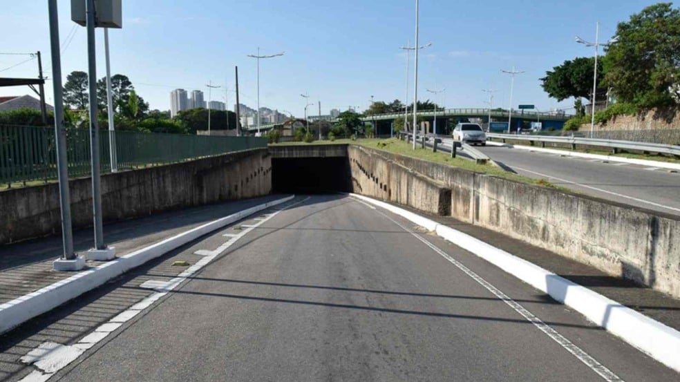 Túnel que dá acesso à Ponte São João ficará fechado neste final de semana para instalações elétricas entre 7h e 17h de sábado e domingo (Foto: Prefeitura de Jundiaí)