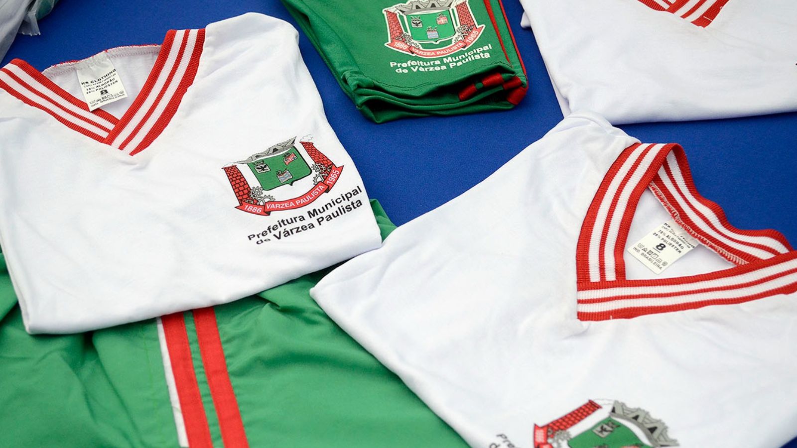 Uniformes de Várzea Paulista