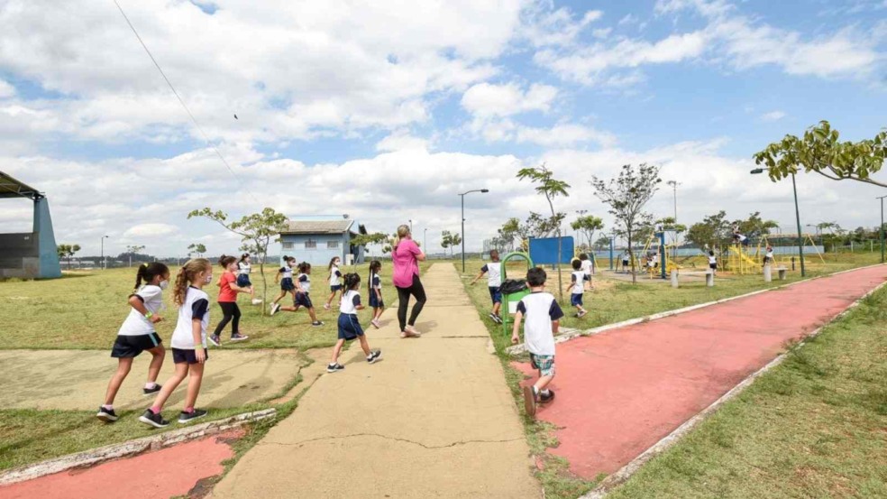 Programas Pé de Infância, Pé de Árvore, Ruas de Brincar além de outras ações fazem parte das iniciativas Urban95 (Foto: Prefeitura de Jundiaí)