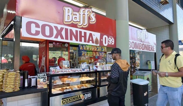 Usuários do transporte aprovam lanchonetes nos terminais