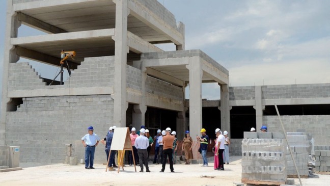 Várzea Paulista: representantes da sociedade civil visitam as obras do novo hospital
