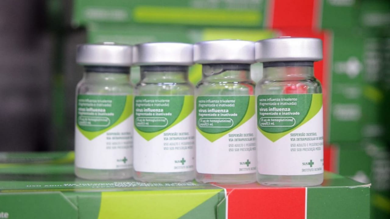 Doses de vacina contra gripe