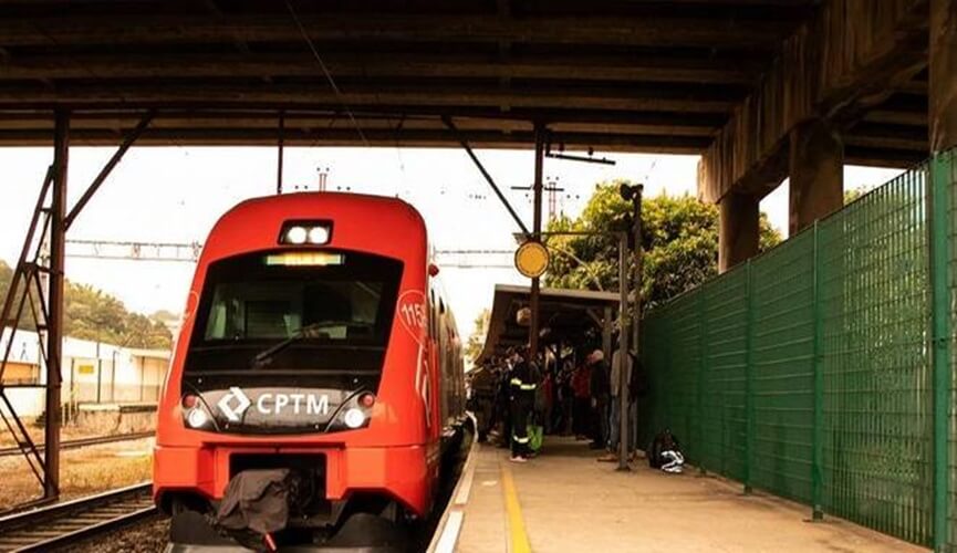 Vendedores ambulantes agridem seguranças da CPTM a pauladas